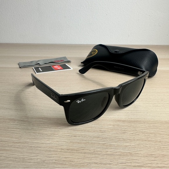 Ray-Ban RB4165 Justin Sunglasses Black Frame Black Lenses